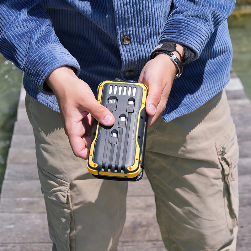 Batterie externe solaire 16000 mAh Eclairage LED intégré – Image 3